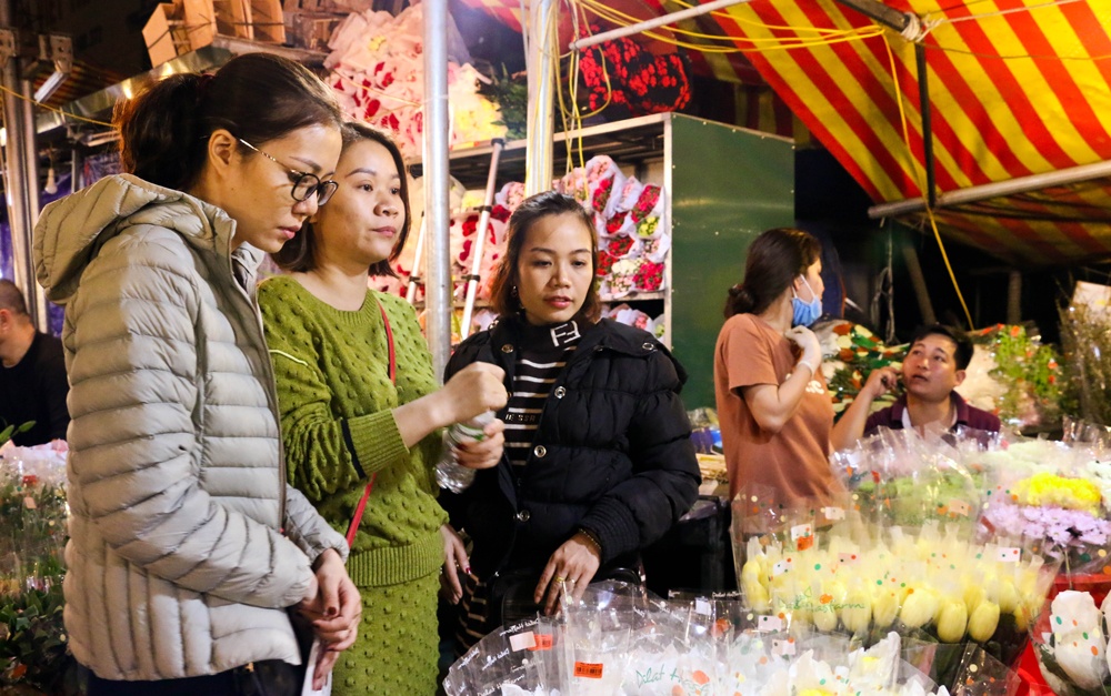 dem khong ngu o cho hoa lon nhat ha noi ngay sat tet nguyen dan 2019