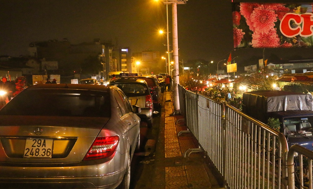 dem khong ngu o cho hoa lon nhat ha noi ngay sat tet nguyen dan 2019