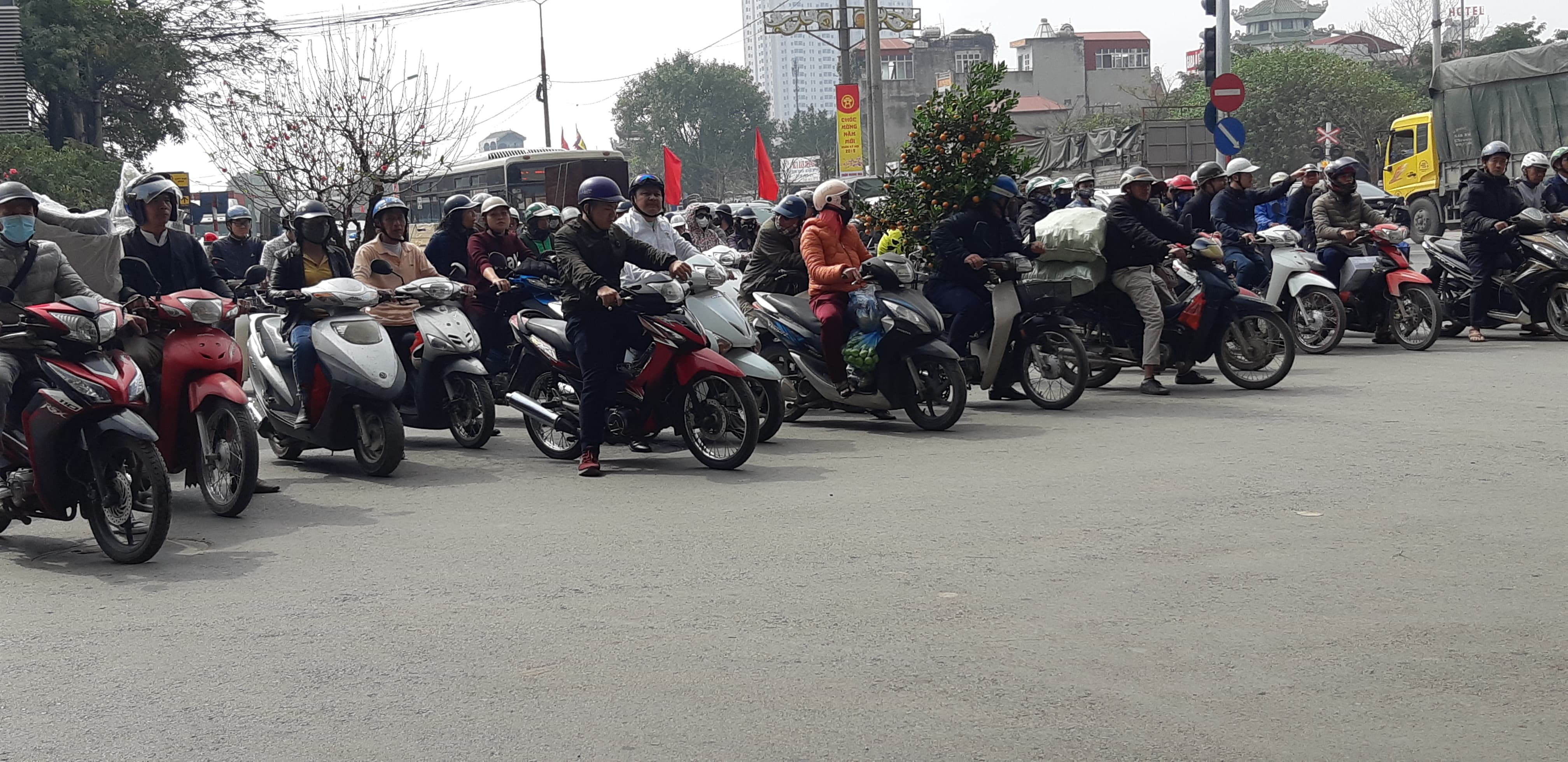 ket thuc ky nghi tet ky hoi nhieu tuyen duong cua ngo thu do ha noi un tac