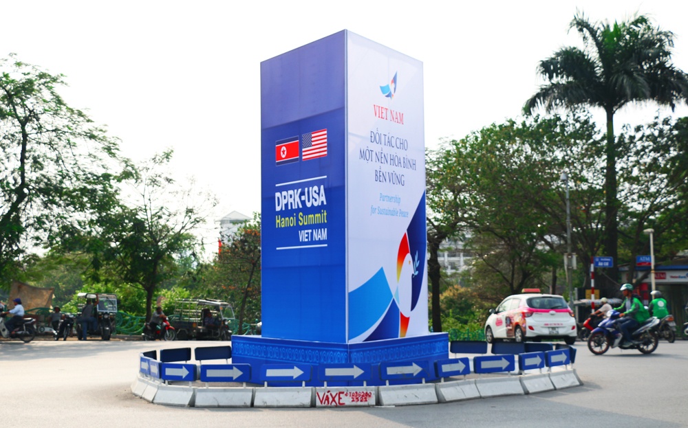 ha noi diem den hoa binh chao don hoi nghi thuong dinh my trieu