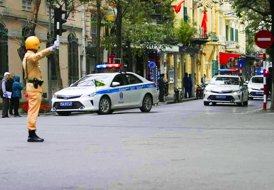 toan canh hang tram canh sat co dong ra quan bao ve hoi nghi thuong dinh my trieu