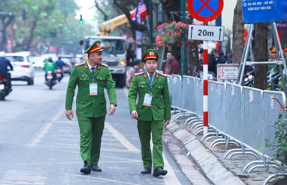 an ninh tai khach san jw marriott va metropole o ha noi truoc gio g