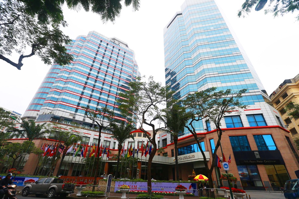 an ninh tai khach san jw marriott va metropole o ha noi truoc gio g