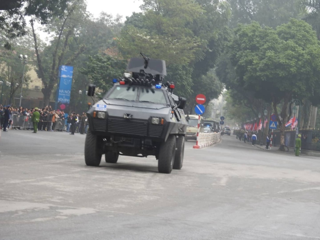 chu tich trieu tien kim jong un vua den ha noi