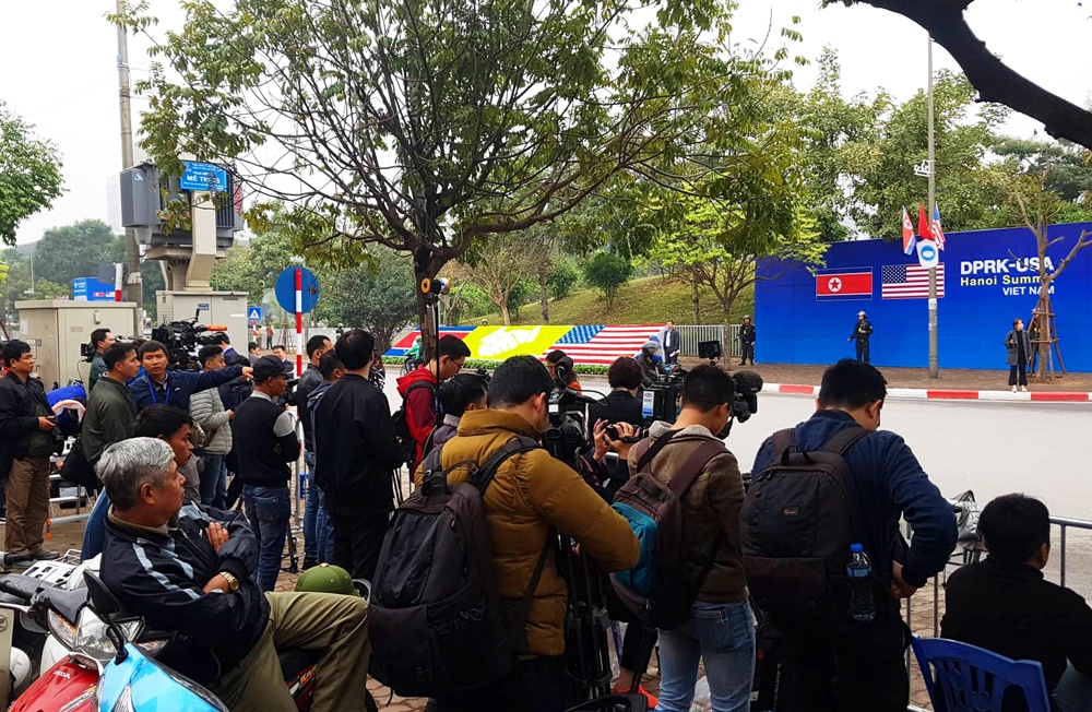 Mật vụ Mỹ kiểm soát nghiêm ngặt tại khách sạn nơi Tổng thống Donald Trump lưu trú mat vu my kiem soat nghiem ngat tai khach san noi tong thong donald trump luu tru