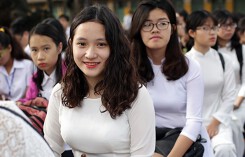 Đề thi thử THPT quốc gia 2018 môn Toán THPT chuyên Hùng Vương