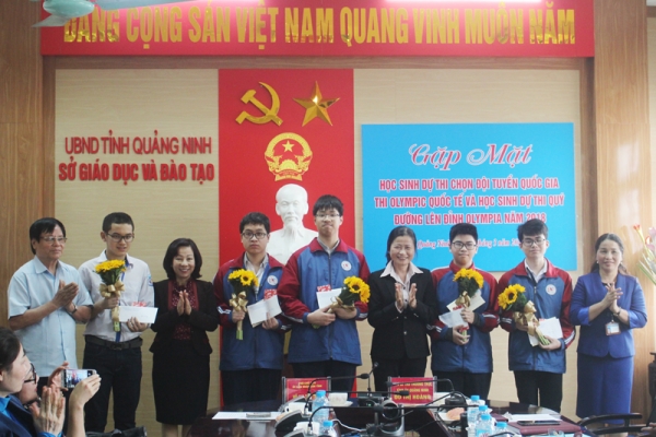 soi thanh tich hoc tap sieu khung cua nam sinh lap ky luc moi cua duong len dinh olympia sau 17 nam