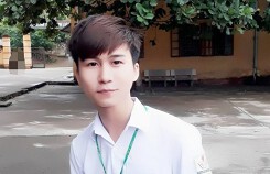 Nam sinh phố núi sở hữu vẻ ngoài ‘soái ca’ và tiếng đàn gây thương nhớ