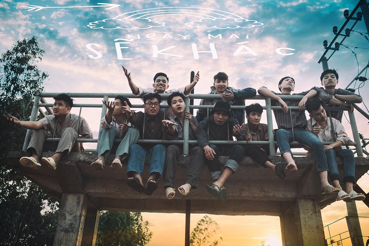 bo anh ky yeu xuyen thoi gian an tuong cua hoc sinh ninh binh
