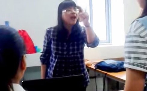 son da ga voi nhung vu giang vien trung tam tieng anh chui hoc vien nhu hat hay