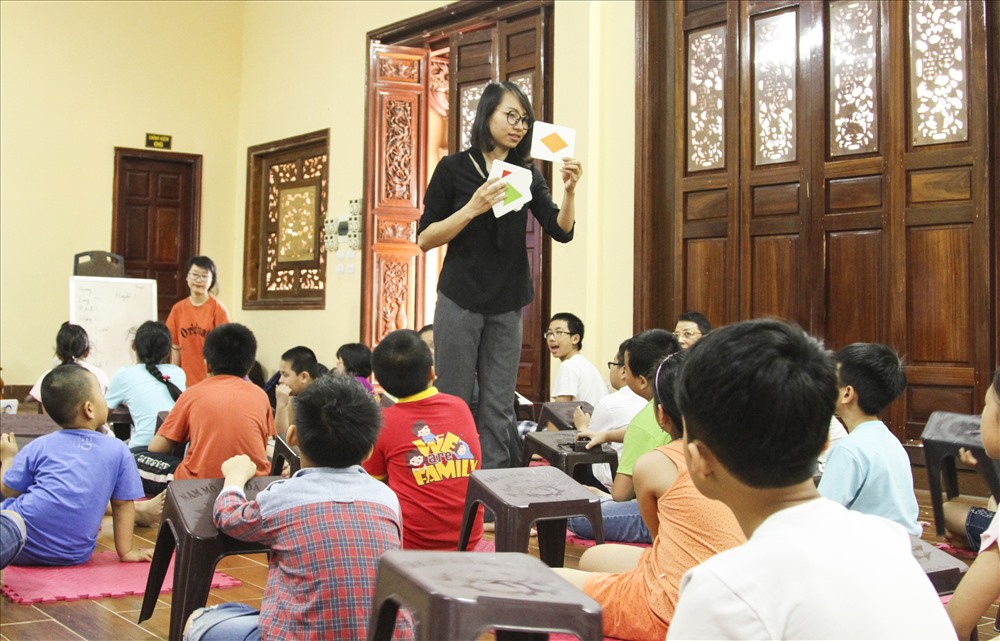 lop hoc tieng anh mien phi noi cua phat giua long thu do