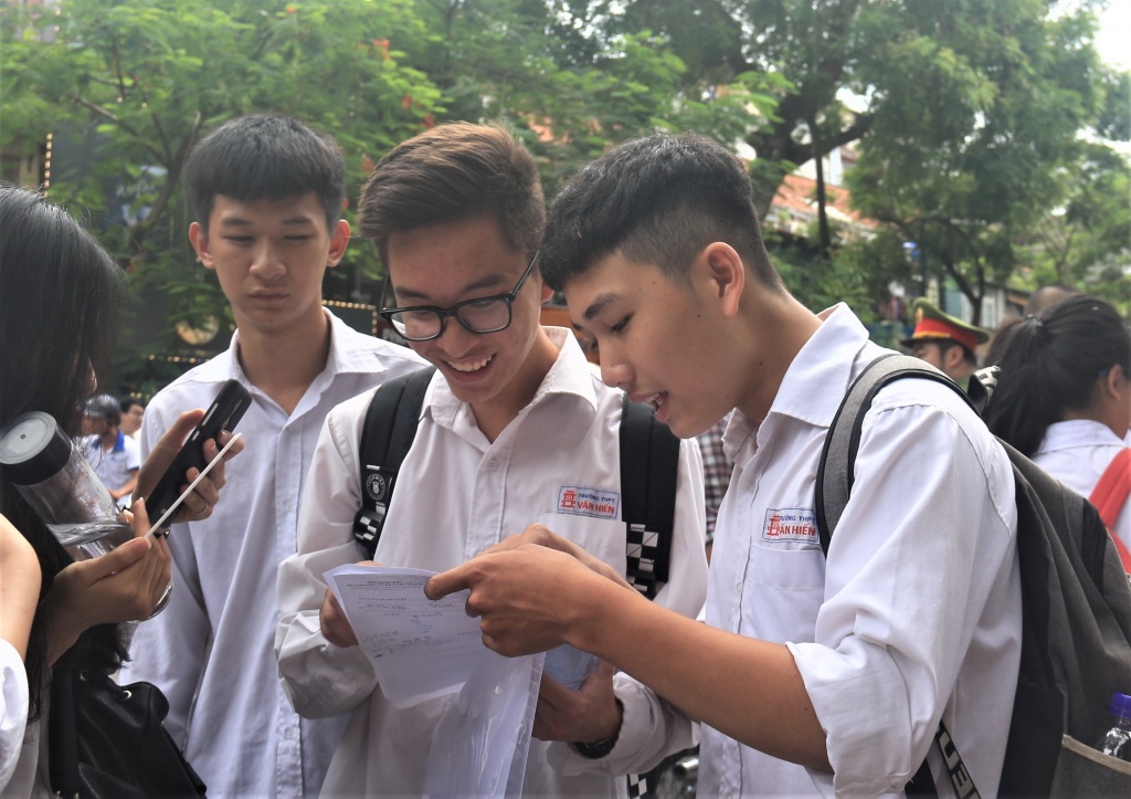 de ngu van thi thpt quoc gia khong kho nhung dai thi sinh mong dat 5 6 diem