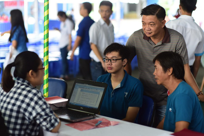 Điểm thi thấp hơn điểm chuẩn năm ngoái có nên đổi nguyện vọng? diem thi thap hon diem chuan nam ngoai co nen doi nguyen vong