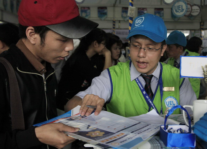 Điểm thi thấp hơn điểm chuẩn năm ngoái có nên đổi nguyện vọng? diem thi thap hon diem chuan nam ngoai co nen doi nguyen vong