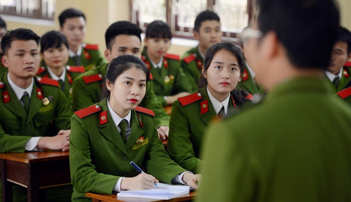 hoc vien canh sat nhan dan cong bo diem chuan nam 2018 chinh thuc
