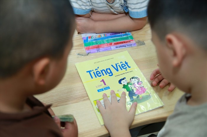 o tinh co 999 tre lop 1 hoc cong nghe giao duc phu huynh noi gi ve bai hoc xung may tao trong sach