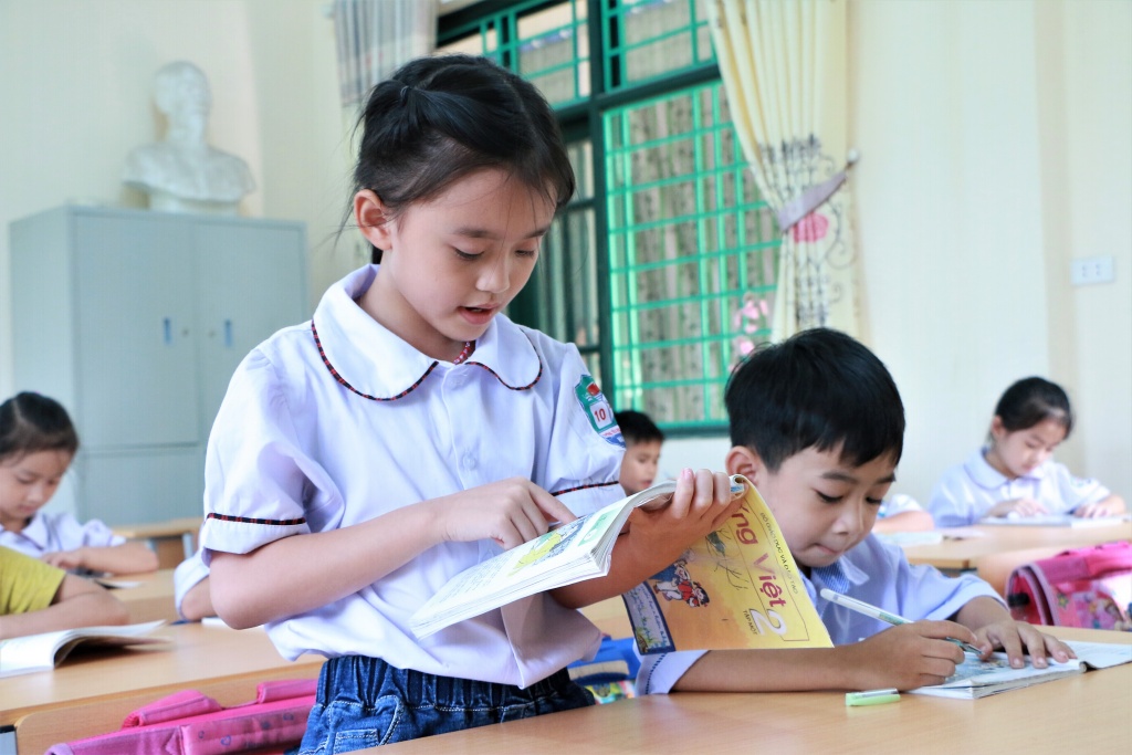 yeu cau khong viet ve vao sach giao khoa giao vien tieu hoc noi gi