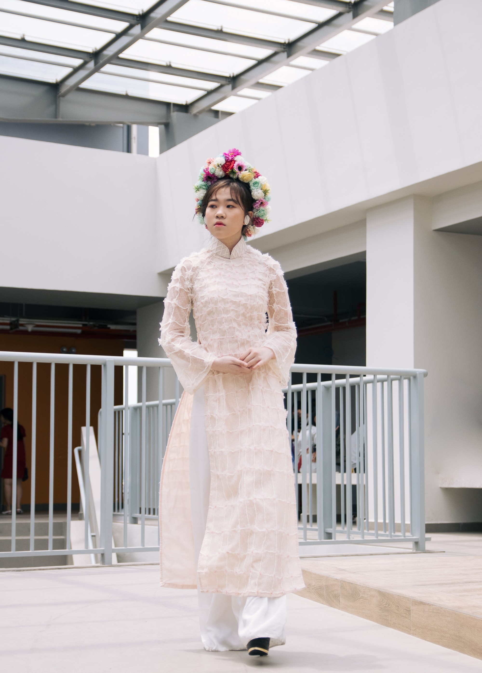 Khó rời mắt với đồ án áo dài cực 'chất' của sinh viên năm 2 ĐH Văn Lang kho roi mat voi do an ao dai cuc chat cua sinh vien nam 2 dh van lang