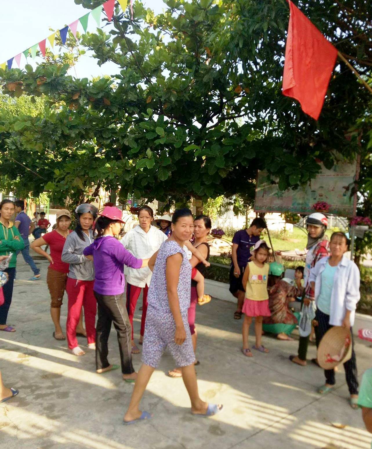 thanh tra huyen vao cuoc vu truong mam non bi to an chan tien cua tre