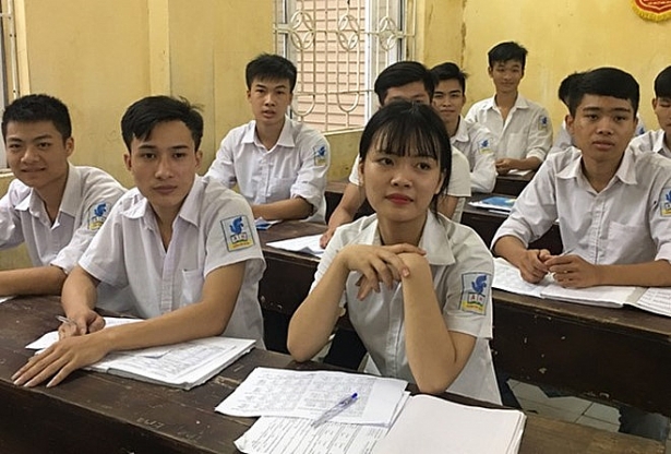 nghich ly hoc phi dai hoc thap hon pho thong