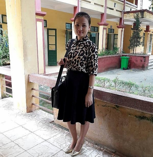 nu giao vien vung cao viet don xin nghi viec ra khoi bien che giao duc