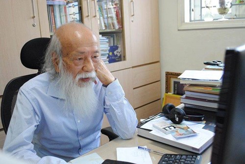 thay van nhu cuong duoi goc nhin cua giao su nguyen lan dung