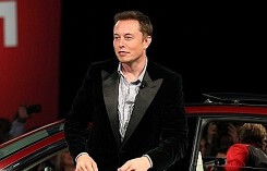 Quá khứ bị bắt nạt làm thay đổi cuộc đời tỷ phú Elon Musk