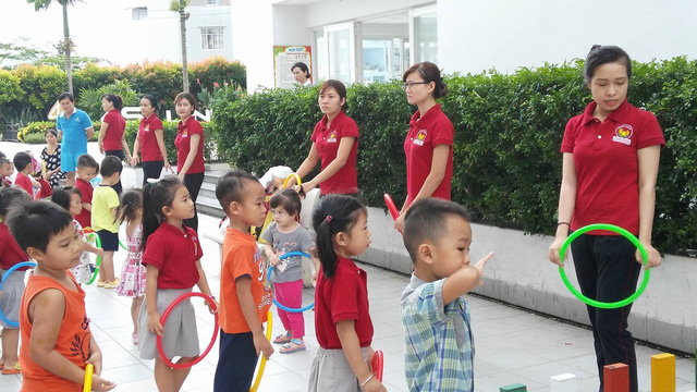 tphcm thieu giao vien mam non bao mau duoc dieu dung lop