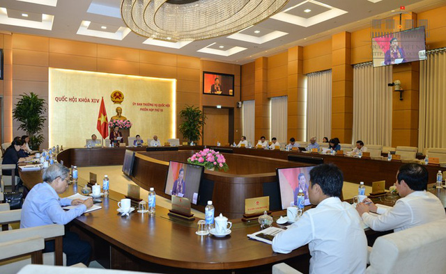chuong trinh sgk pho thong moi lui 1 nam chua chac da kip trien khai