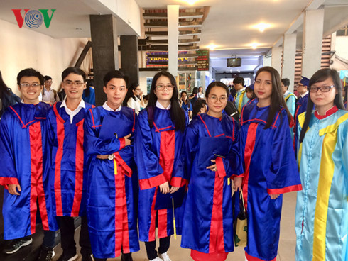 vinh danh 84 thu khoa xuat sac cua tp ho chi minh