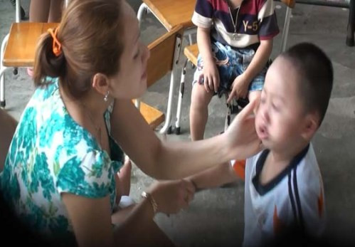 giao duc gia dinh tran ngap bao luc se sinh ra cac bao mau ac doc