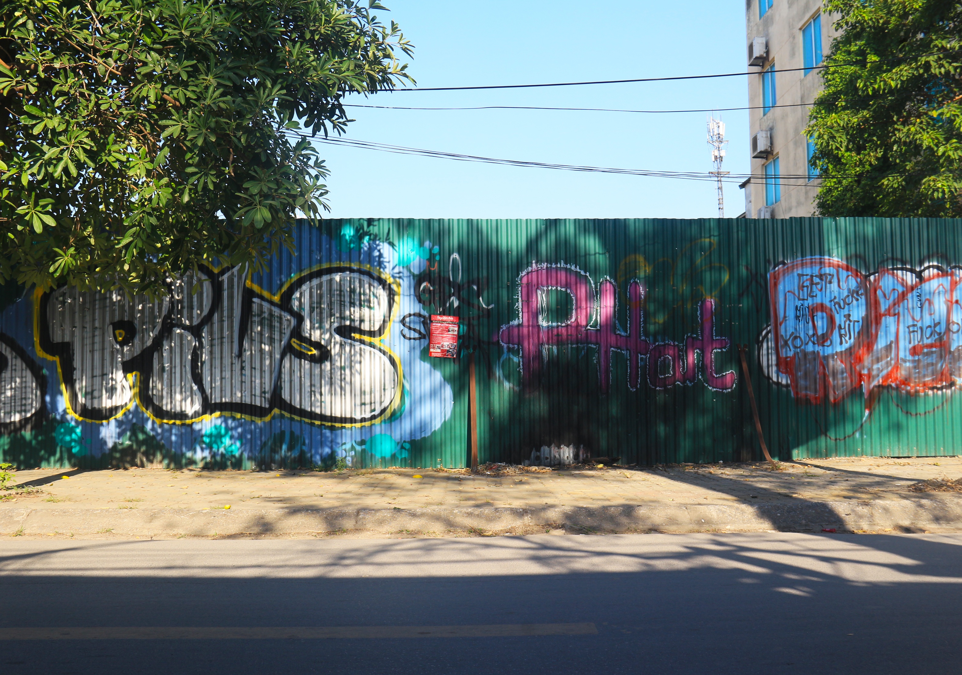 graffiti nghe thuat hay boi ban duong pho