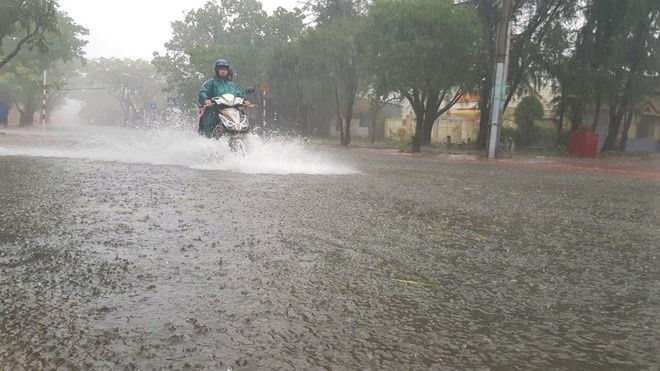 du bao thoi tiet ngay mai 2611 bao so 9 suy yeu thanh ap thap nhiet doi nam bo mua lon