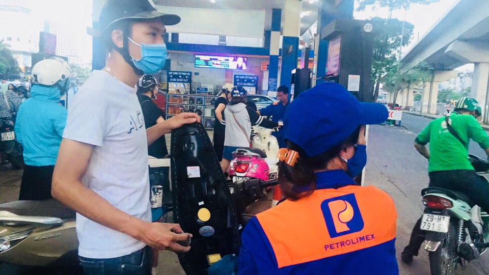 uoc ton quy binh on xang dau tai petrolimex con hon 2000 ti dong
