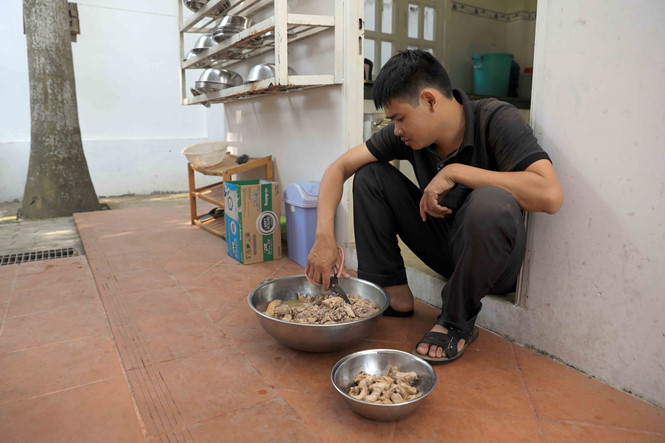 Hốt bạc ngày Tết nhờ nhận nuôi chó ký gửi hot bac ngay tet nho nhan nuoi cho ky gui
