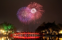 tran dia 2700 qua phao hoa cho khai hoa don giao thua o sai gon
