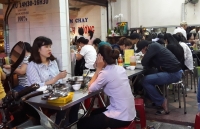 can canh may atm co tien nu tu dong tra xam o sai gon