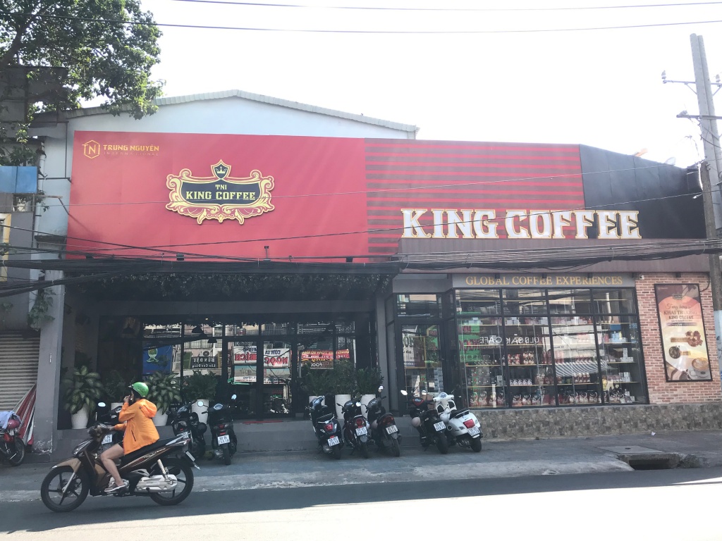 king coffee cua ba diep thao khac gi trung nguyen cua ong dang le nguyen vu