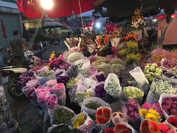 thi truong hoa tuoi 83 se tang gia len gap 4 5 lan