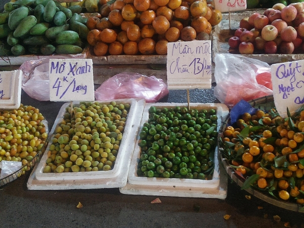sau nhot xanh toi mo man dau mua gia cao ngat nguong van hut nguoi mua