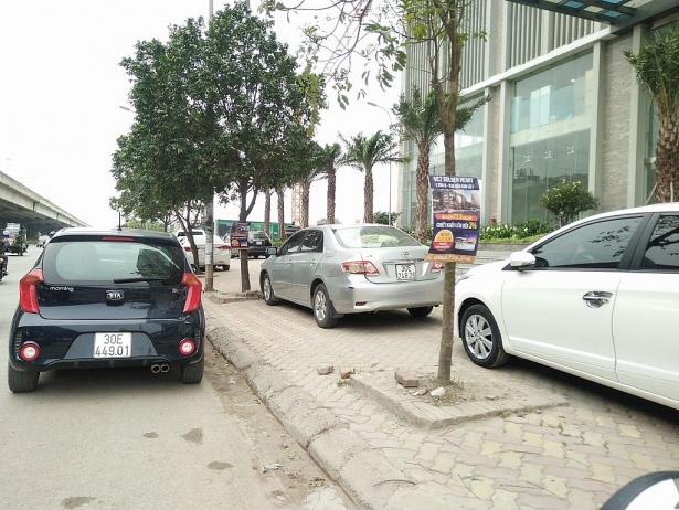 tai xe taxi cong nghe uber grab vo mong muon bo nghe om no lon