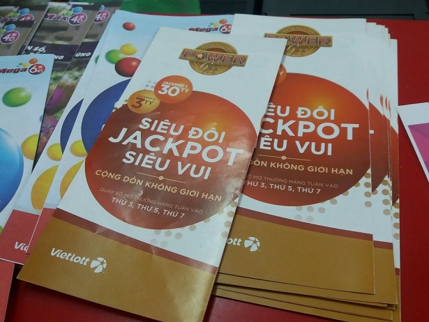 ket qua xo so vietlott mega 645 hom nay ngay 11042018 so tien hon 14 ty dong thuoc ve ai