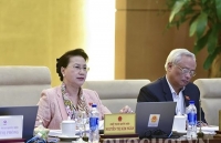 chu tich qh noi ve viec can bo nhau nhieu hon lam viec