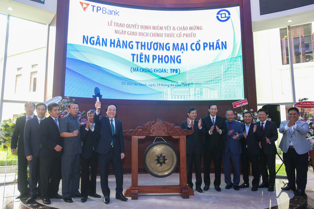 co phieu tpbank chinh thuc chao san hose
