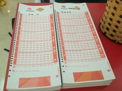 Kết quả xổ số (KQXS) Vietlott 6/55 hôm nay ngày 21/4/2018 Vietlott Power 6/55 tiếp tục tìm ra chủ nhân Jackpot 2 trị giá gần 8 tỷ