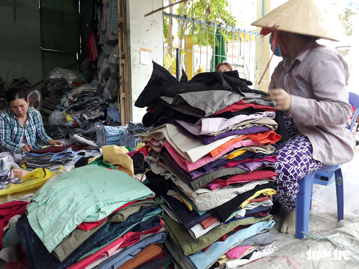 tieu thuong day song vi chau doc muon xoa cho sida