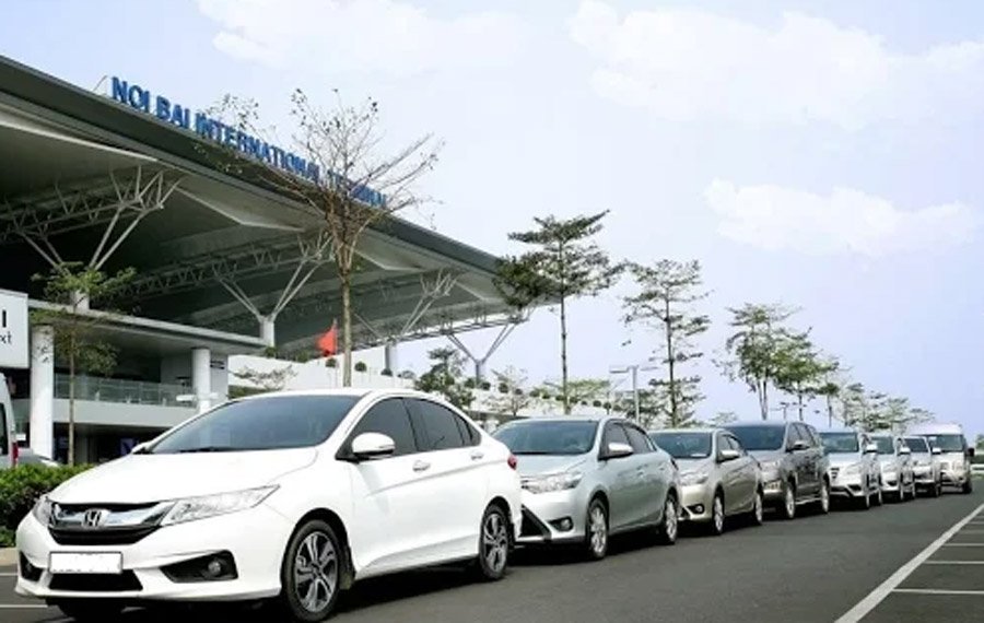 taxi di noi bai 180000 dong tung chieu ha gia tranh khach