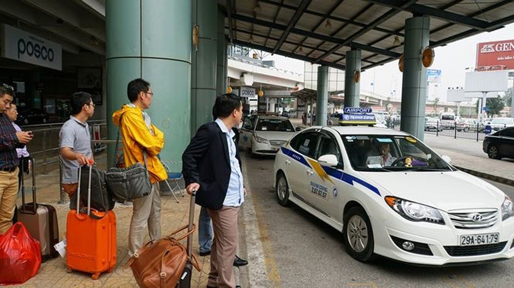 taxi di noi bai 180000 dong tung chieu ha gia tranh khach