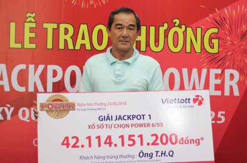 vua ban nha khach hang can tho trung doc dac hon 42 ty dong