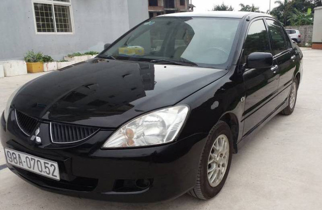 nhieu o to cu cua nhat duoc rao ban voi gia hon 200 trieu dong